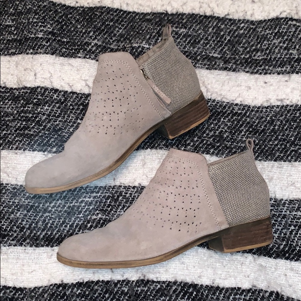 Toms booties